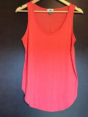 OLD NAVY Coral Scoop Neck Tank Top